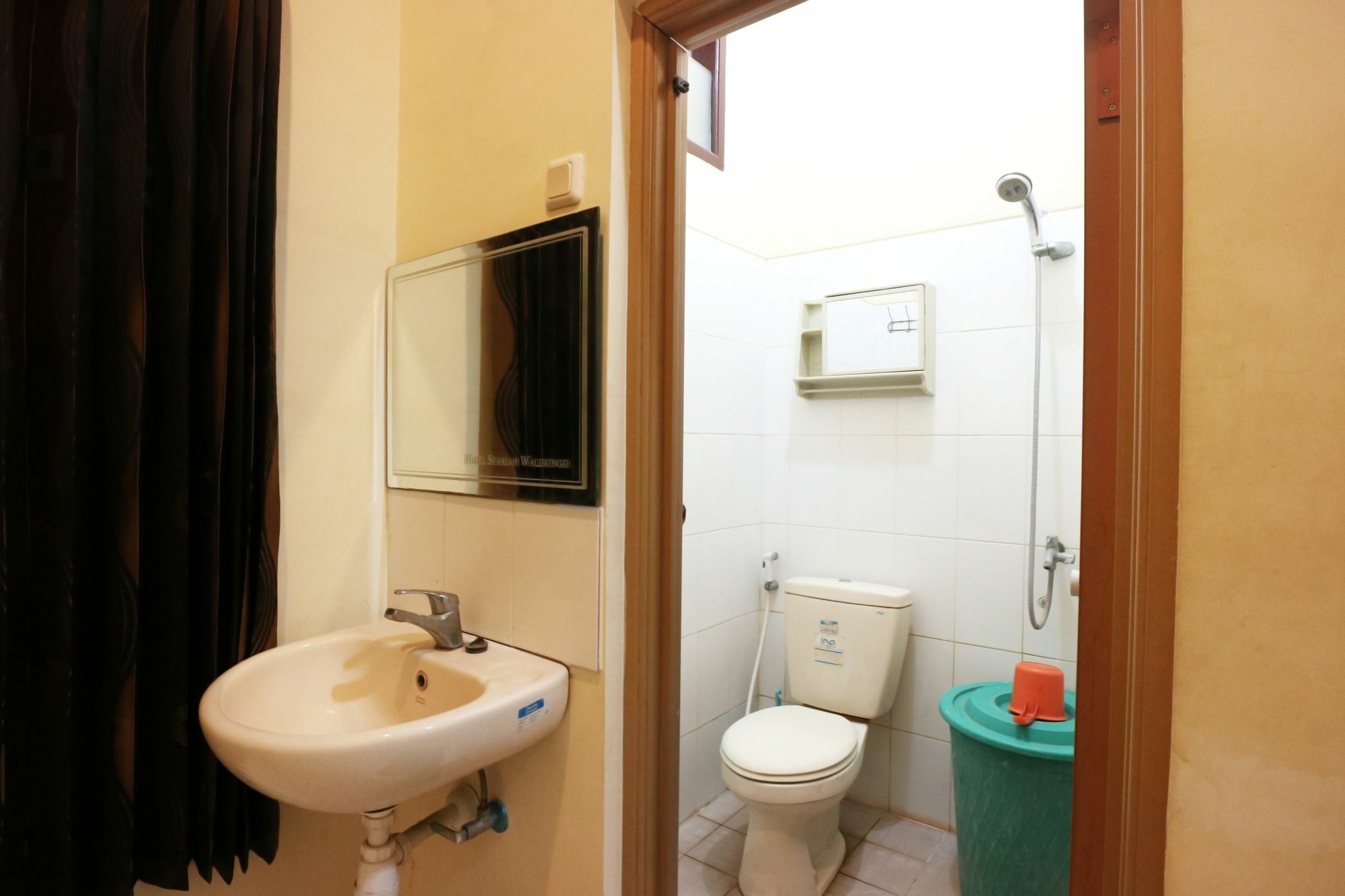 Hotel Syariah Walisongo Surabaya Luaran gambar